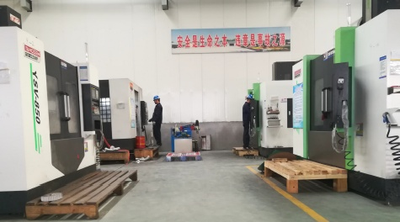 加工范围3米*2米的卧式加工中心